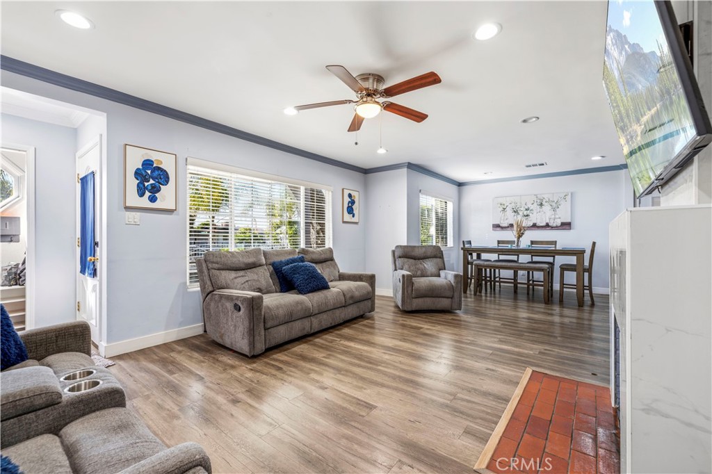 14143 Terra Bella