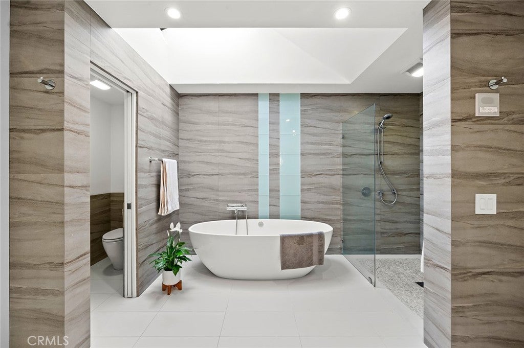 17 Rippling Stream, Irvine CA 92603 - Photo 22