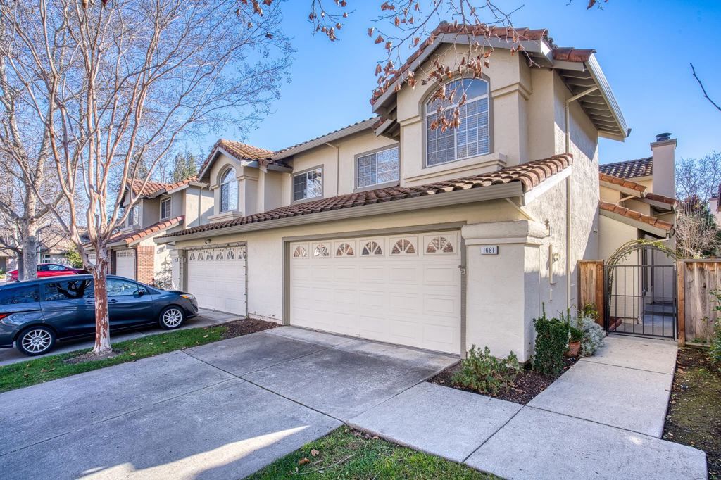 Photo of 1681 Holly Cir, Pleasanton, CA 94566 (MLS # 41121071)