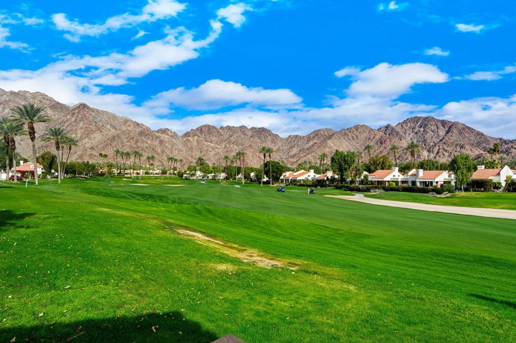 49540 Avenida Vista Bonita