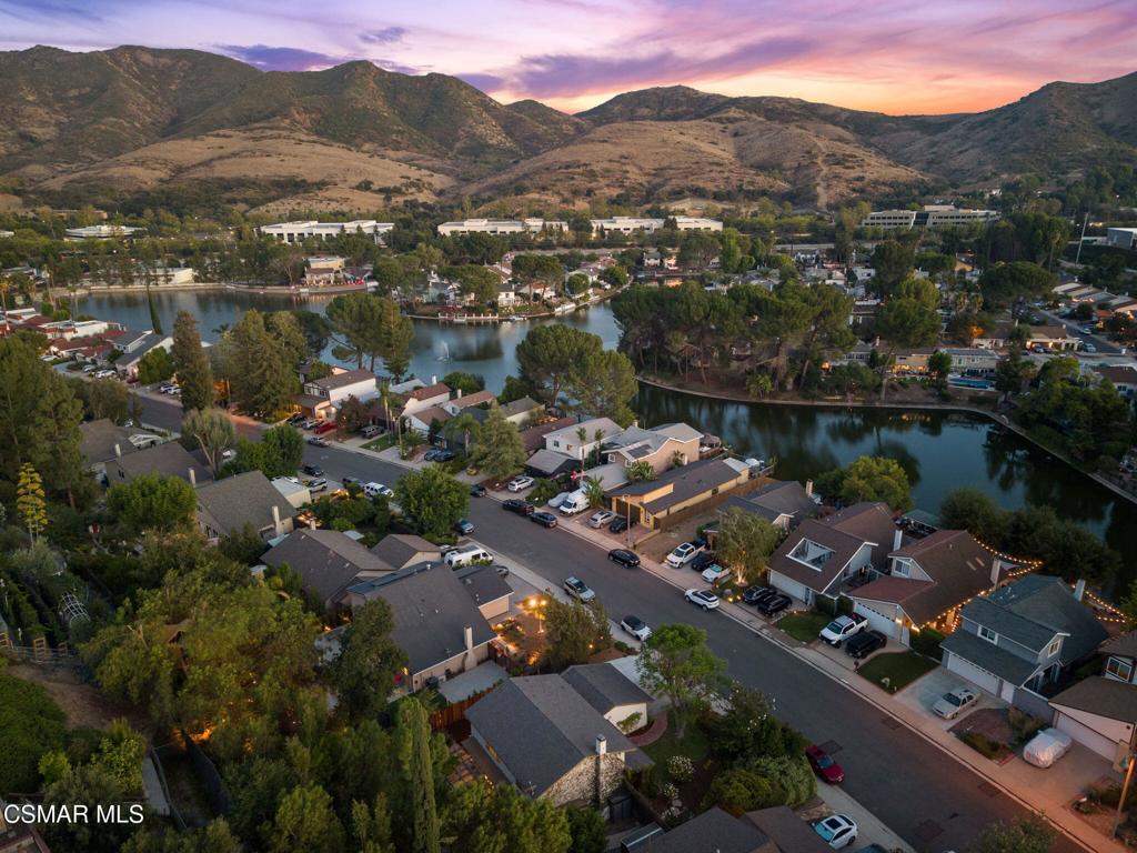 30729 Lakefront Drive, Agoura Hills CA 91301