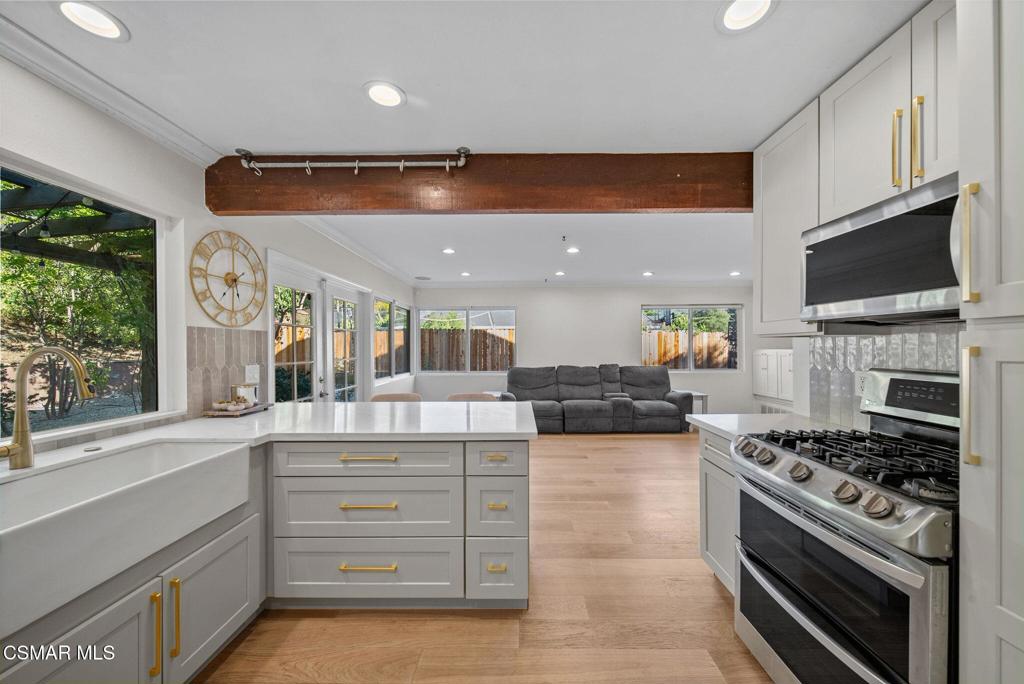 30729 Lakefront Drive