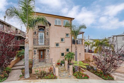 594 1st Hermosa Beach CA 90254
