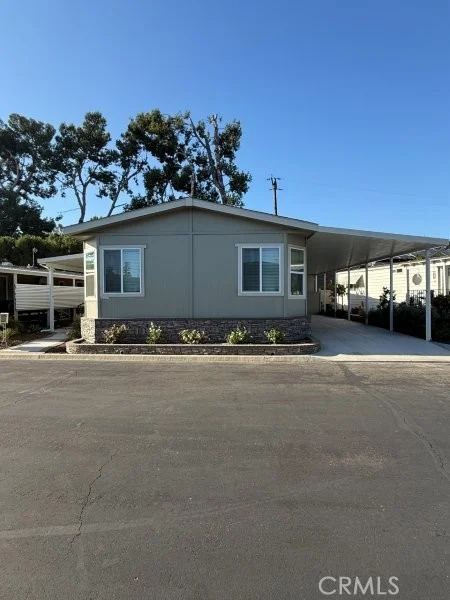 MLS: OC26221741