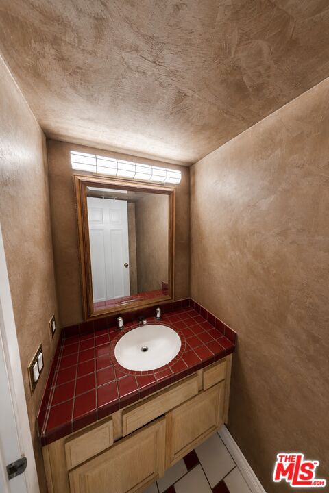 Tiny photo for 6705 Corie Lane, West Hills, CA 91307 (MLS # 26841343)
