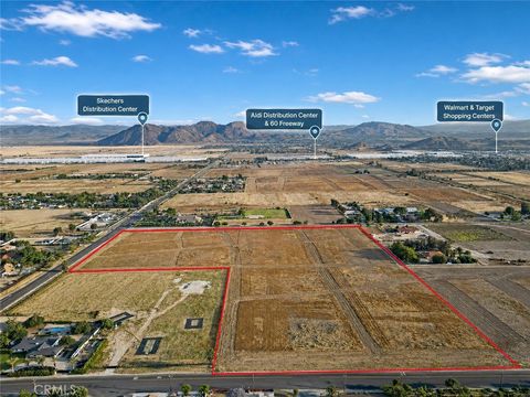 Photo of 0 Redlands Boulevard, Moreno Valley, CA 92555 (MLS # IV26096759)
