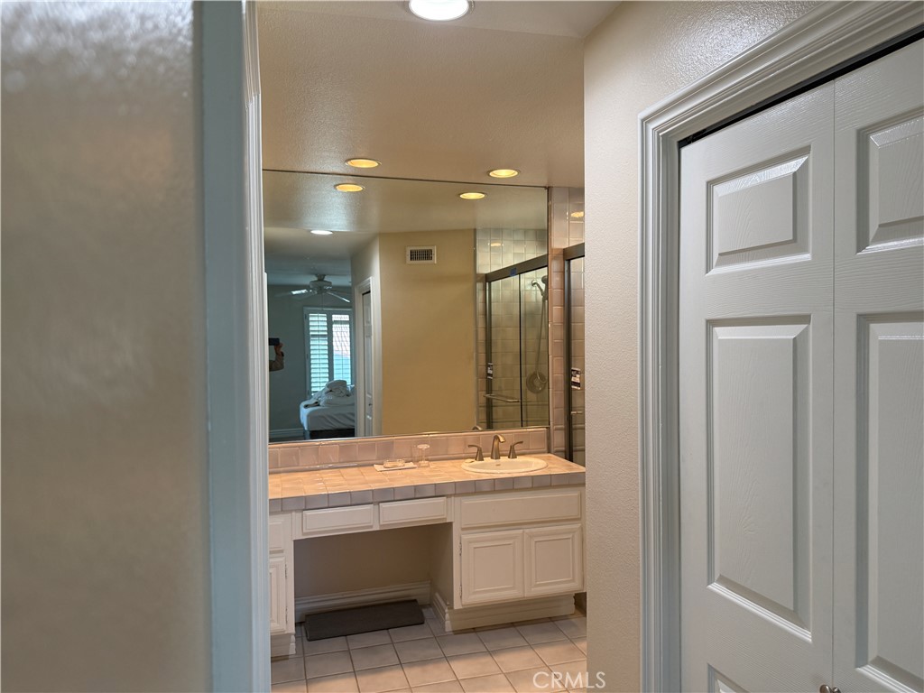 Award (AWAR) - Residential Lease