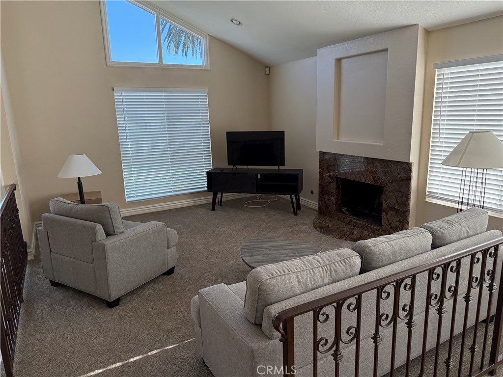 Award (AWAR) - Residential Lease