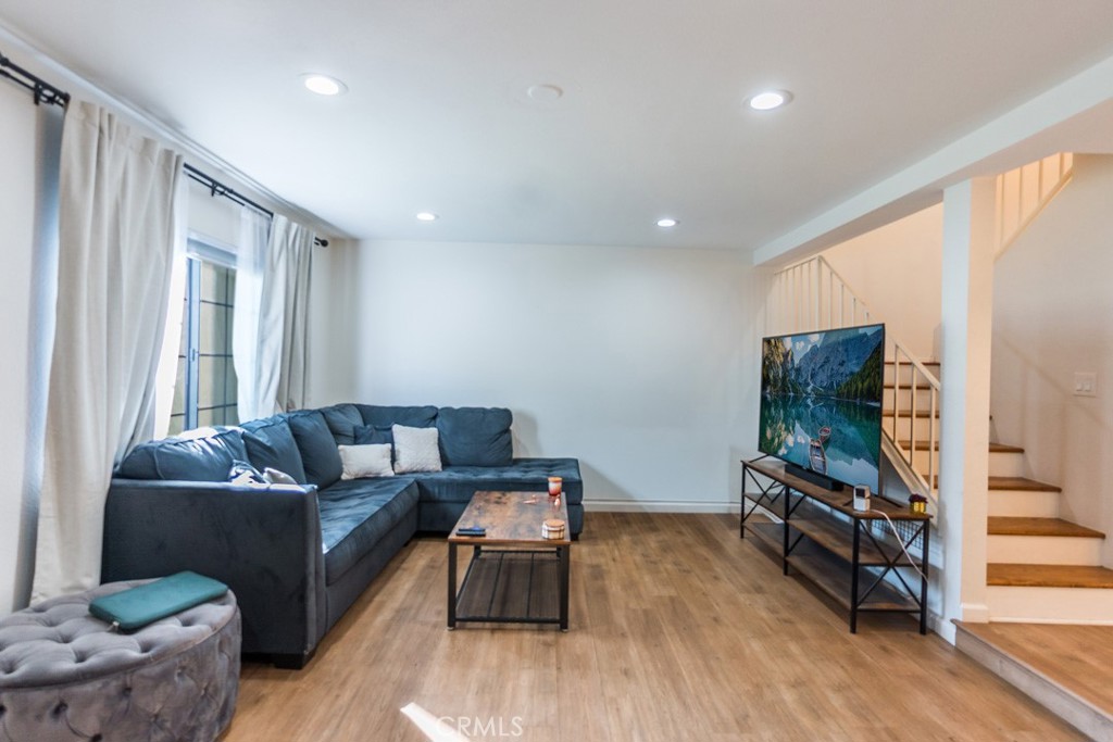 15230 Roxford Street 44