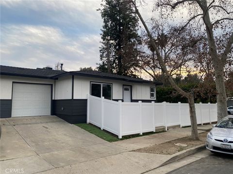 Photo of 5024 Topanga Canyon Boulevard, Woodland Hills, CA 91364 (MLS # SR25163193)