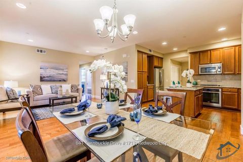 Photo of 641 Turnbuckle Drive #1713, Redwood City, CA 94063 (MLS # ML82041510)