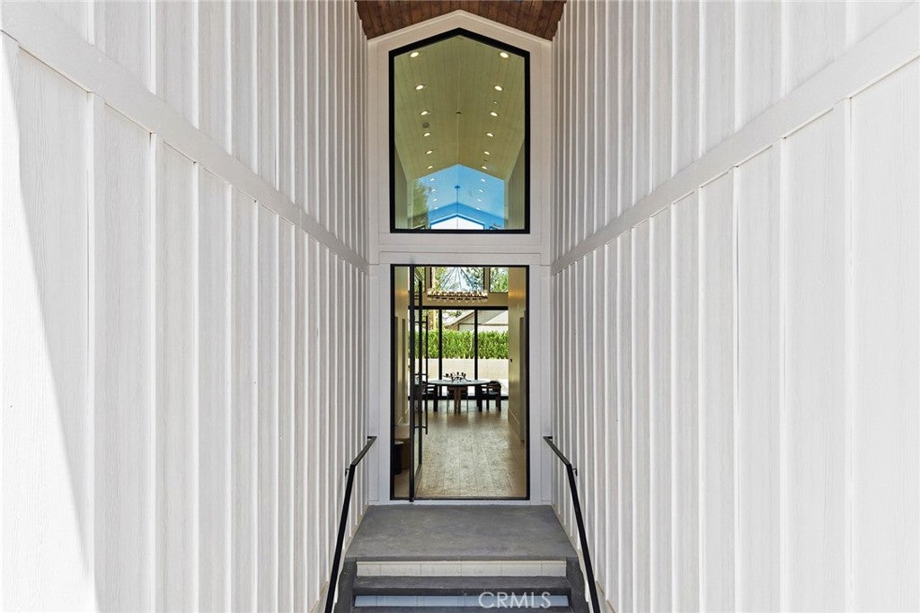 647 Temple