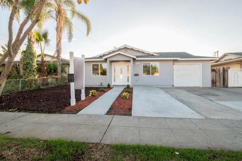 Photo of 2613 Paganini Avenue, San Jose, CA 95122 (MLS # ML82028334)