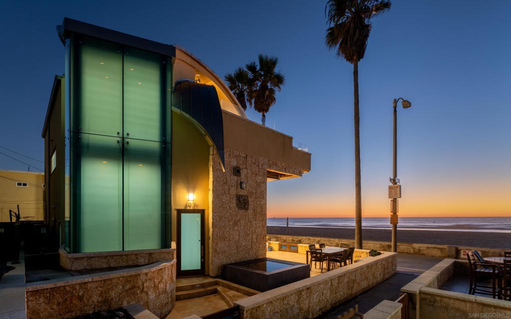 Mission Beach - Residential