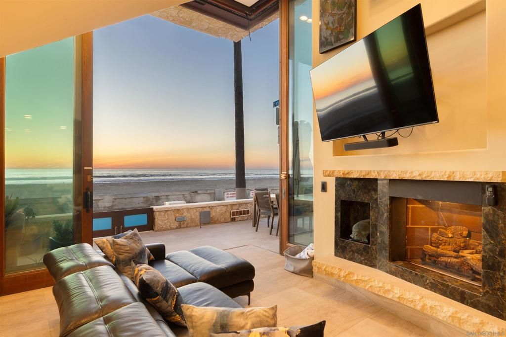 Photo of 3921 Ocean Front Walk Walk, San Diego, CA 92109 (MLS # 250041658SD)