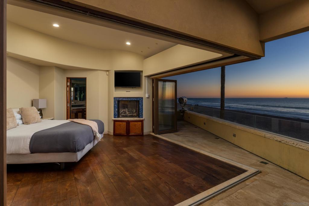 Mission Beach - Residential