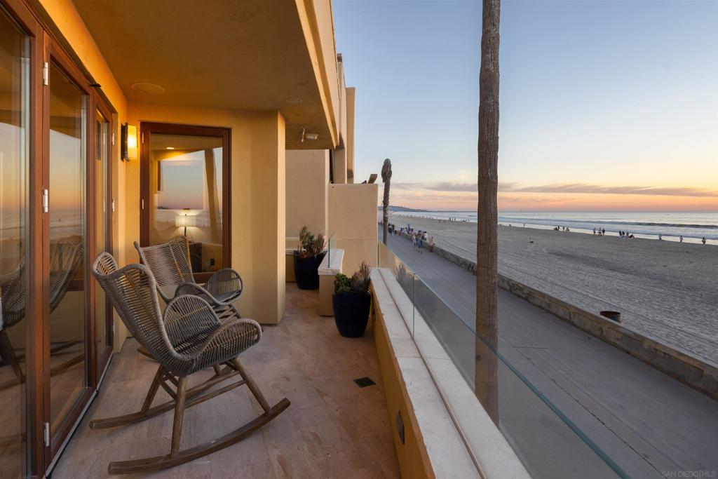 Mission Beach - Residential