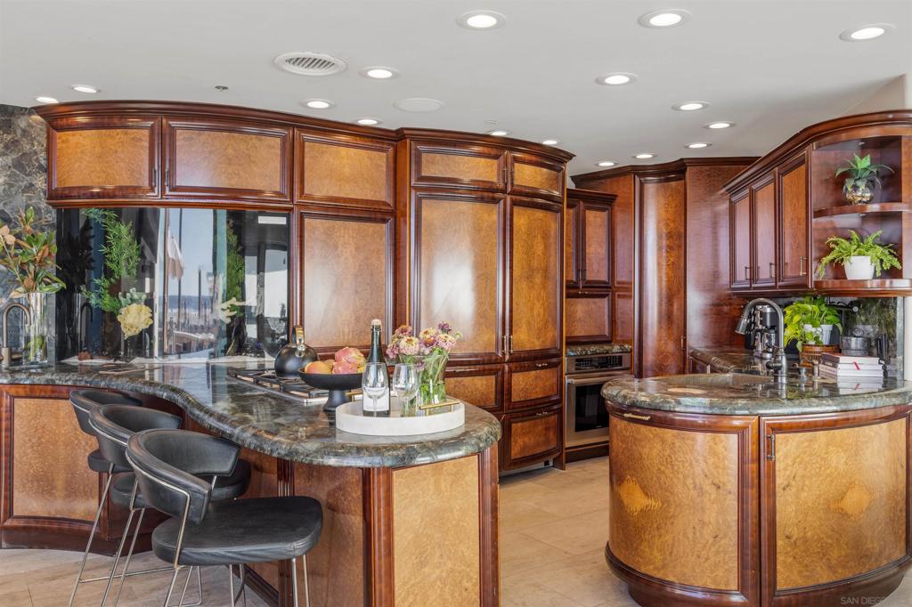 Mission Beach - Residential