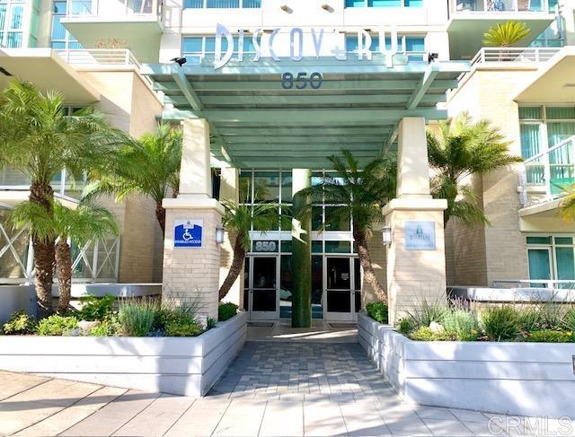 850 Beech Street 407