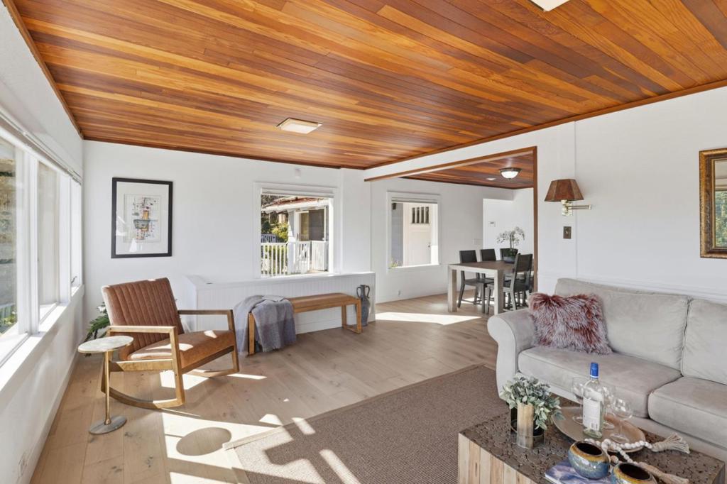 108 Santa Maria Avenue