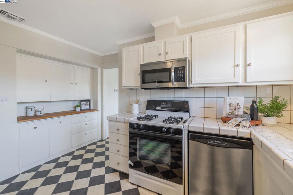 Not Listed - Residential