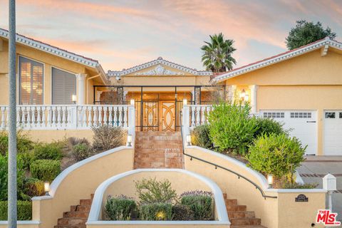 2315 N Hobart Boulevard Los Angeles CA 90027