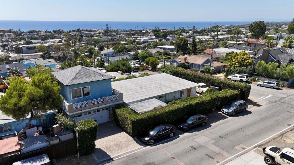 900 Cornish Dr