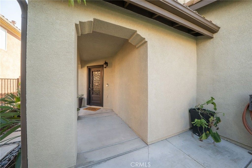 Photo of 14403 Redwood Valley Road, Eastvale, CA 92880 (MLS # CV26047025)