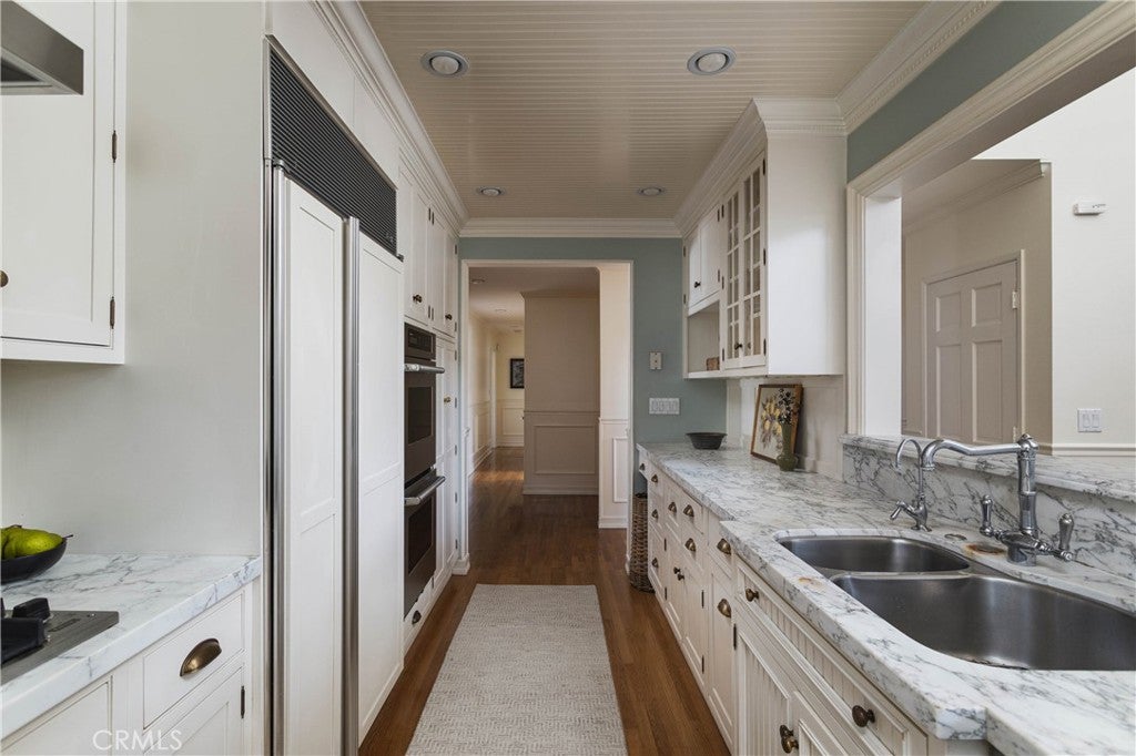 333 Pirate Road, Newport Beach CA 92663 - Photo 9