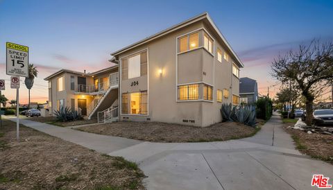 Photo of 304 E 95th Street #5, Los Angeles, CA 90003 (MLS # 26830727)