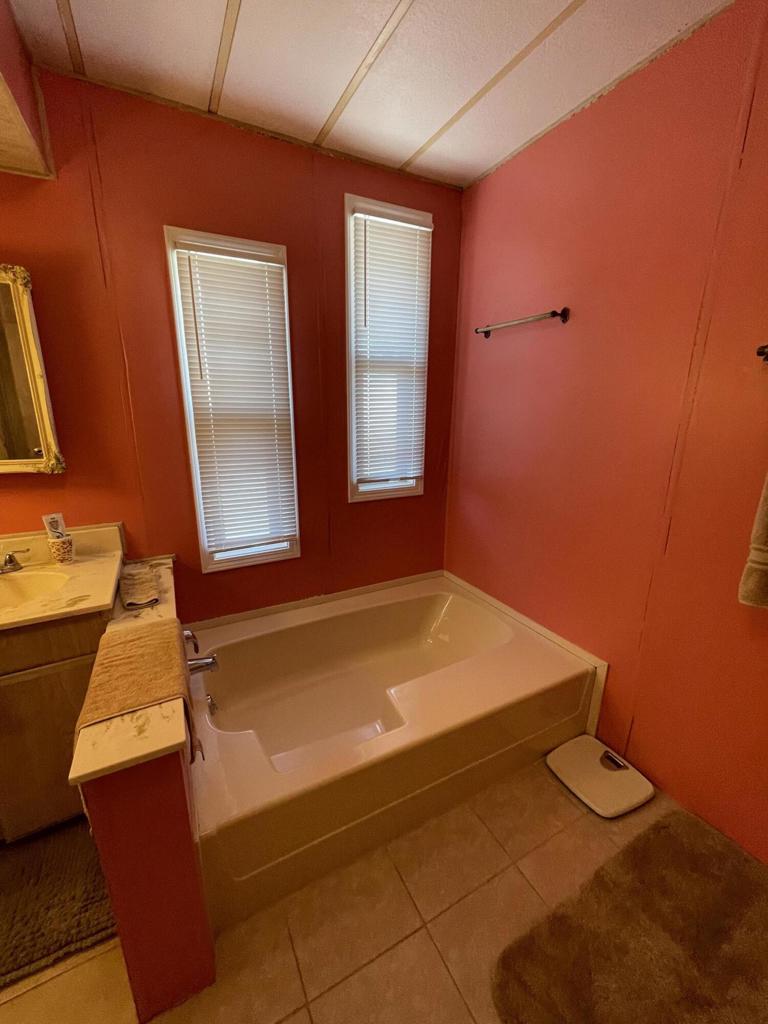 Tri Palm Estates - Manufactured In Park