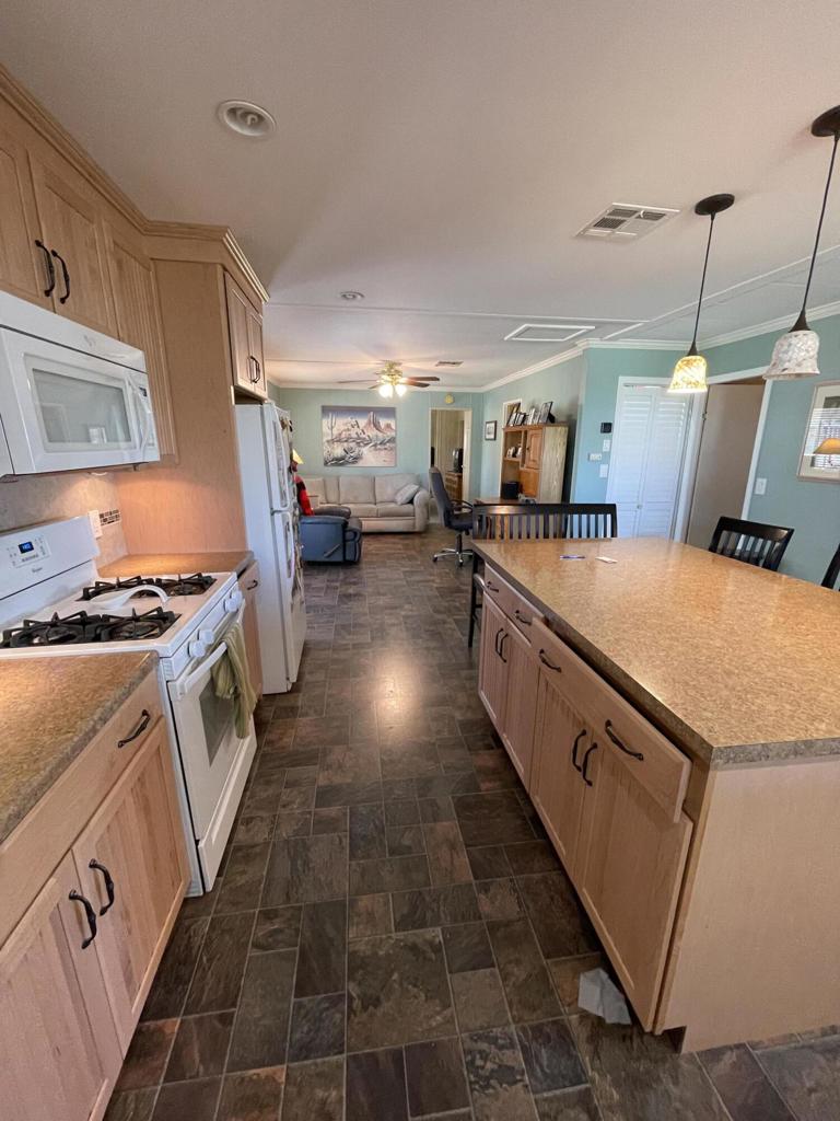 Tri Palm Estates - Manufactured In Park