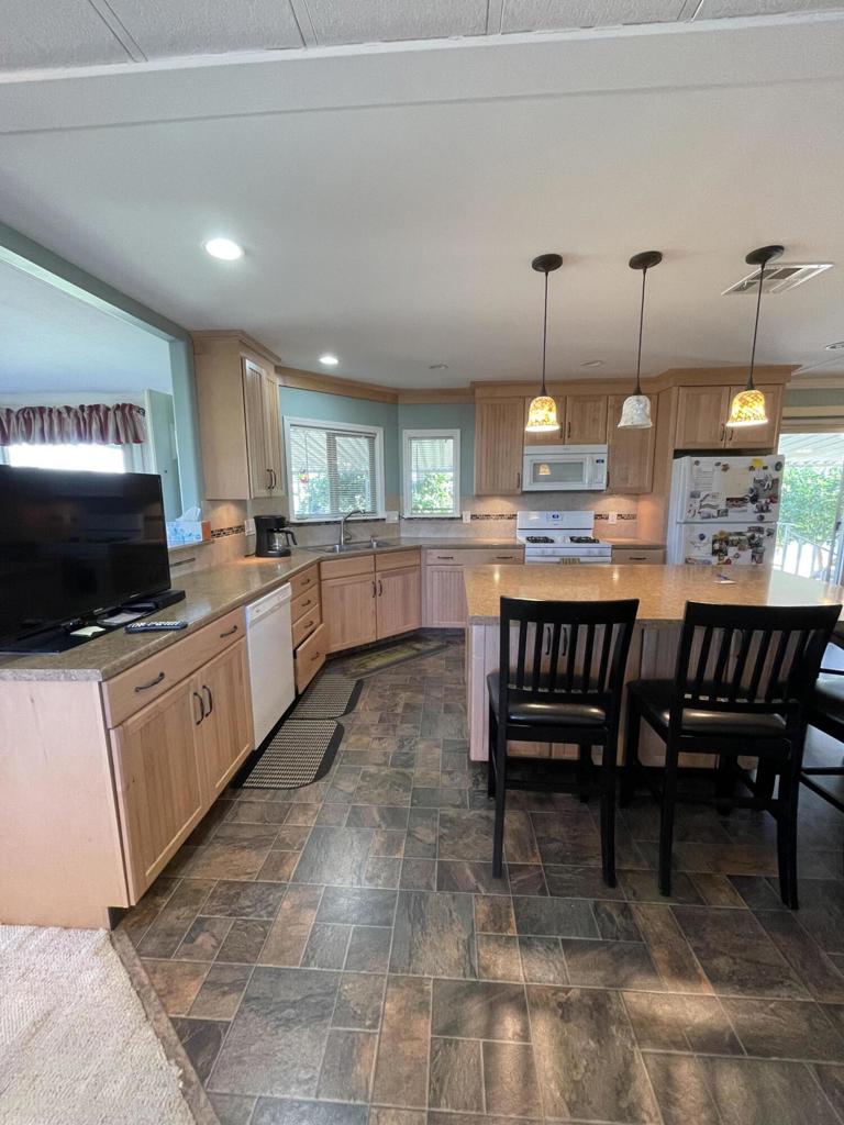 Tri Palm Estates - Manufactured In Park