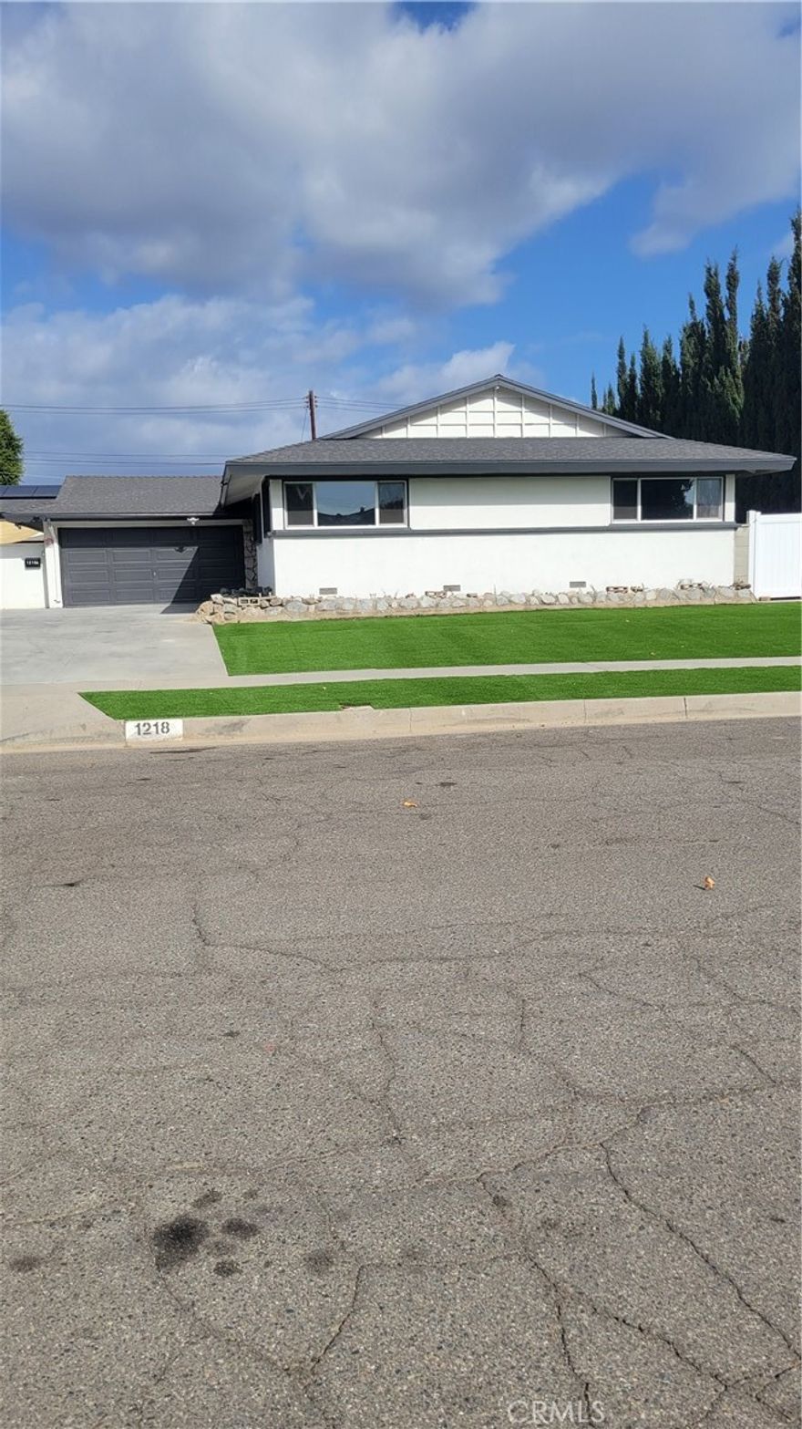 located at the prime area : walking distance to Troy High School and Cal State University of Fullerton.   Easy access to FWY 57 and 91.  Close to shopping and eatery.