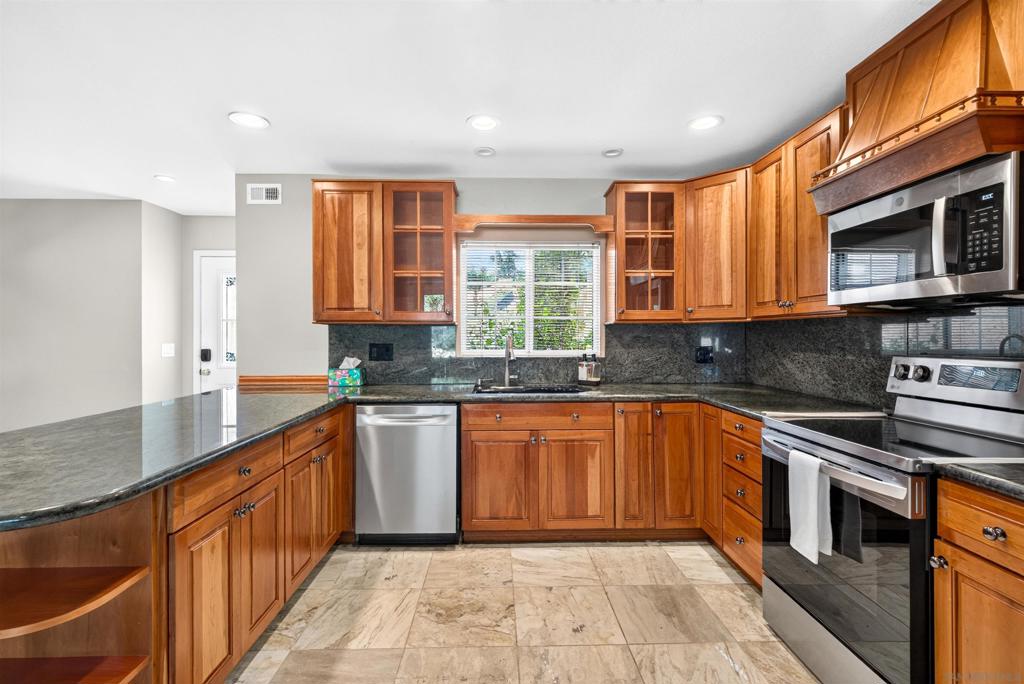23654 Country Villa Rd