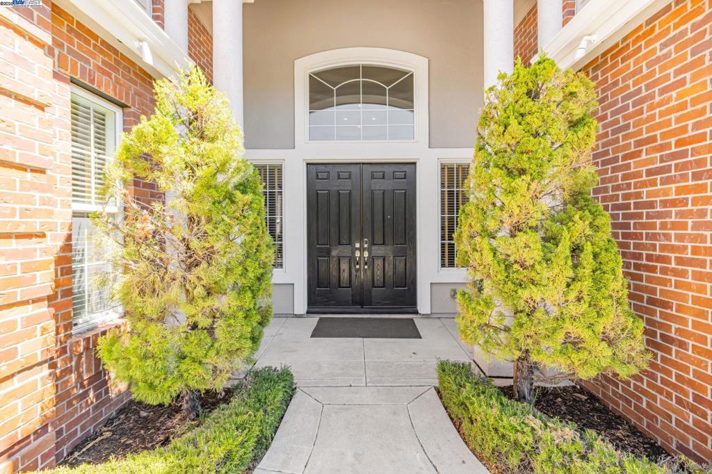 548 Wycombe Ct
