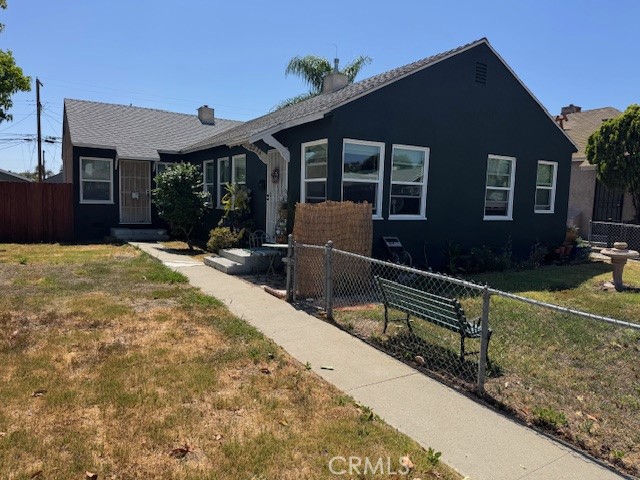 Incredible Duplex Investment Opportunity Near the Long Beach Traffic Circle!
This rare duplex offers tremendous potential in a prime location—just minutes from Belmont Shore, Seal Beach, the 405 Freeway, and Long Beach Airport. Whether you're an investor looking to expand your portfolio or a homeowner seeking to live in one unit while generating rental income, this property delivers flexibility and upside.
Sitting on a generously sized lot, there's plenty of space to build an ADU in the back, creating the potential for three total units. While the property does need some TLC, that just means room to add value and personalize to your taste.
Opportunities like this—with location, lot size, and income potential—don’t come around often. Don’t miss your chance to own in one of Long Beach’s most desirable areas!