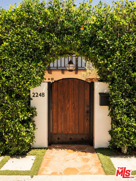 Properties 1 2248 Kenilworth Avenue