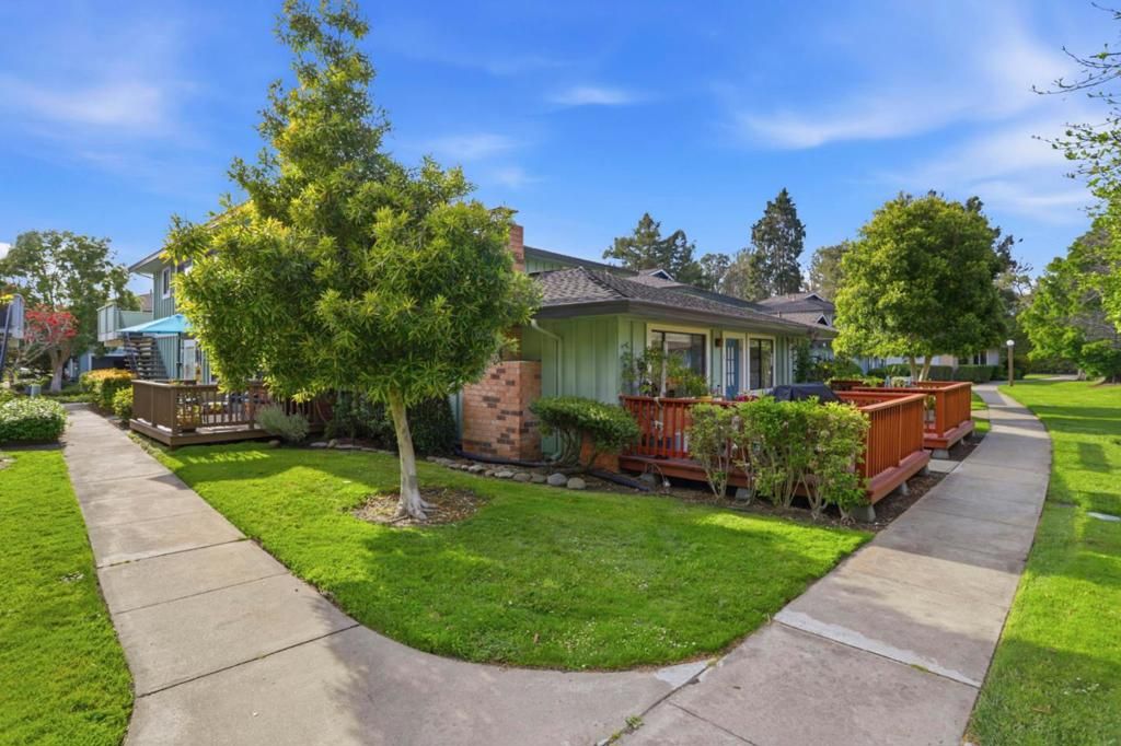 Photo of 922 Ponselle Lane #1, Capitola, CA 95010 (MLS # ML82042099)