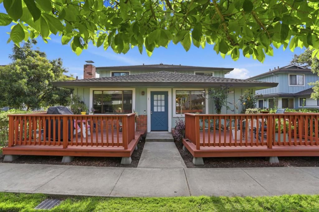 Photo of 922 Ponselle Lane #1, Capitola, CA 95010 (MLS # ML82042099)