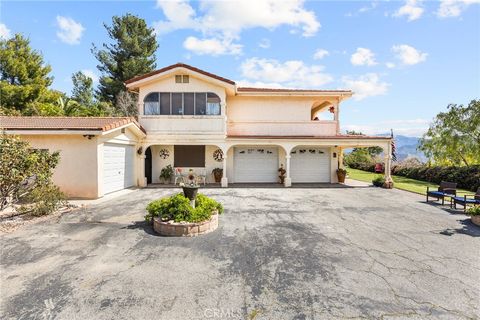 291 Jennifer Banning CA 92220