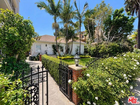Photo of 1030 4th #A, Santa Monica, CA 90403 (MLS # 26104614)