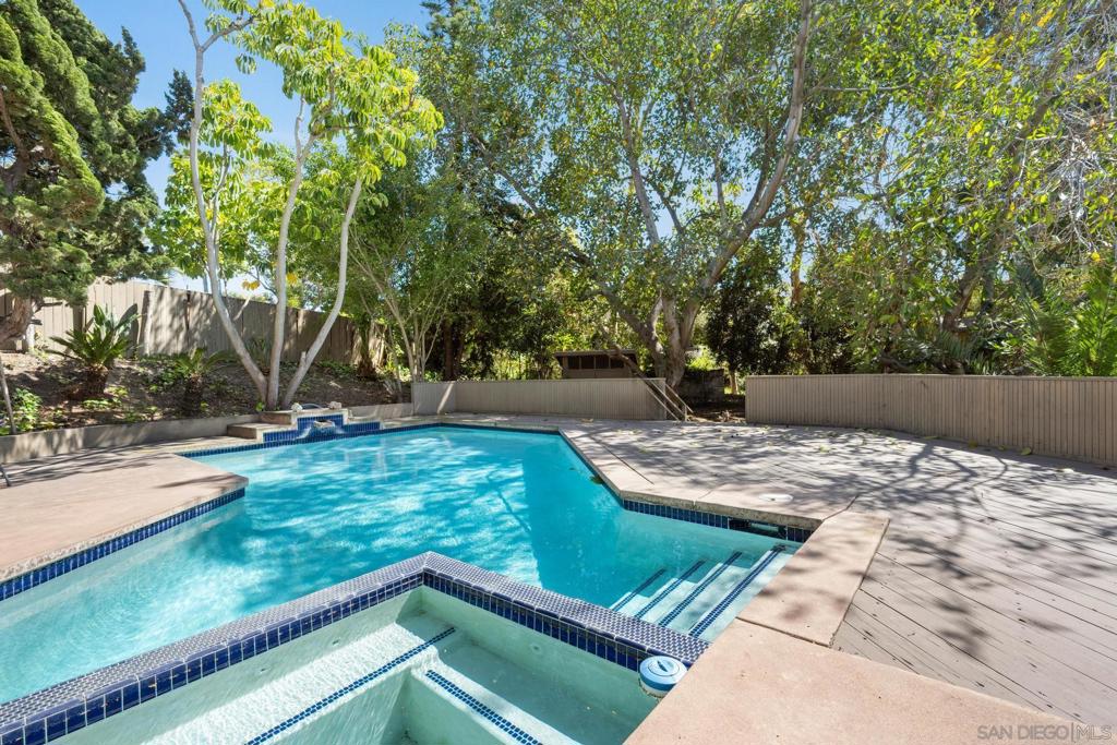 2195 Hayden Way