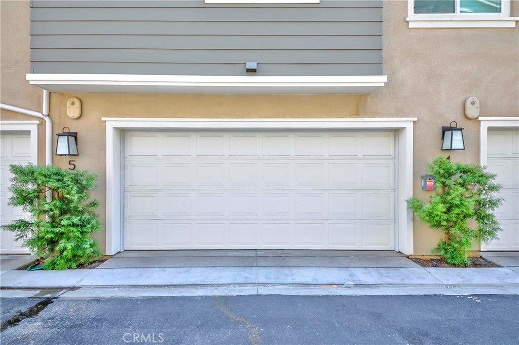 16426 Whittier Blvd. 5