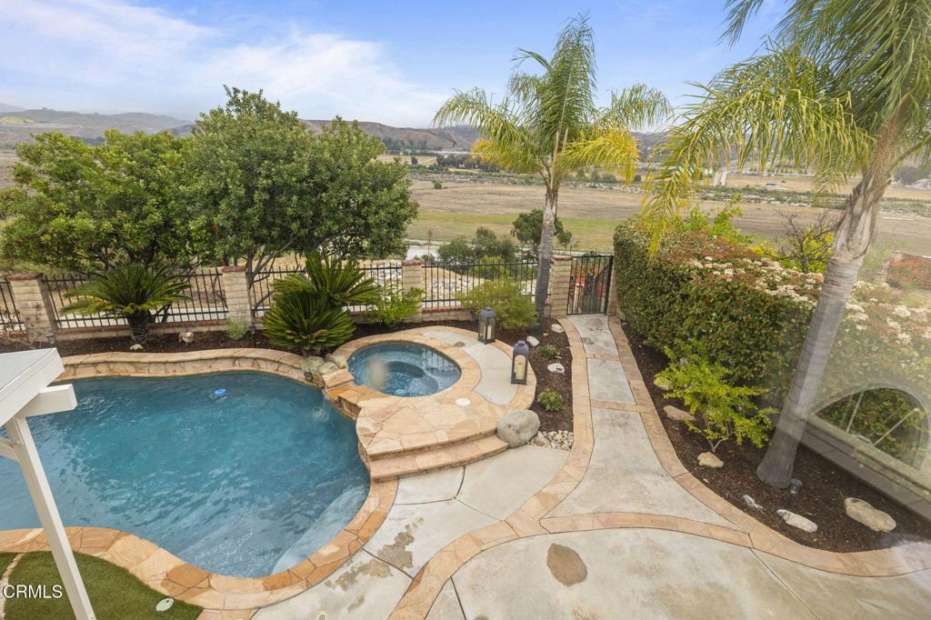 North Bluffs - Residential