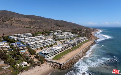 Photo of 11862 Starfish Lane, Malibu, CA 90265 (MLS # 25590771)