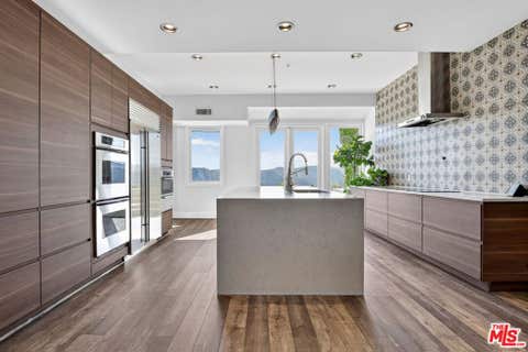 Photo of 16718 Calle Arbolada, Pacific Palisades, CA 90272 (MLS # 26841273)