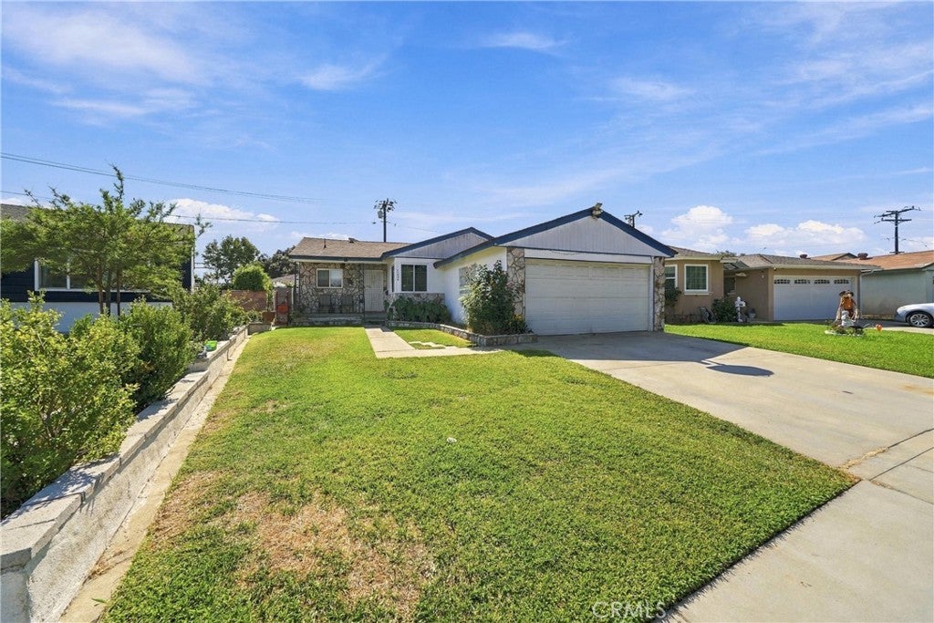 11626 Lakeland