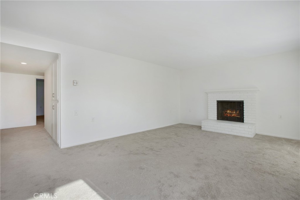 2137 Ronda Granada A