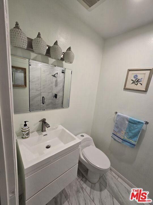 Photo of 14315 Riverside Drive #105, Sherman Oaks, CA 91423 (MLS # 25610871)